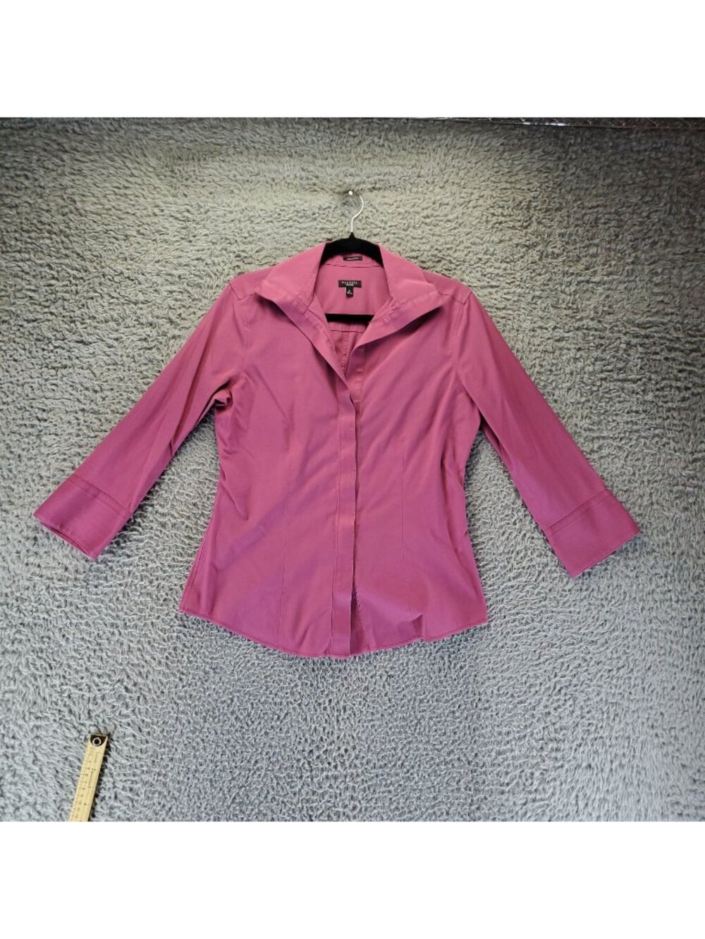 Talbots Top Womens Size 6 Pink Wrinkle Resistant 3/4 Sleeve Button Down Shirt